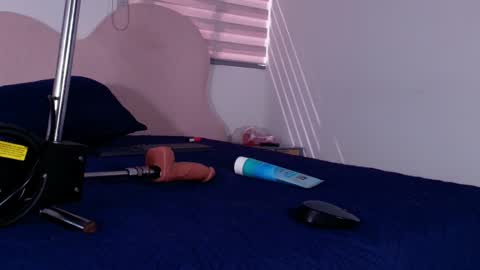 kathy19_1 online show from April 11, 2026, 7:18 pm