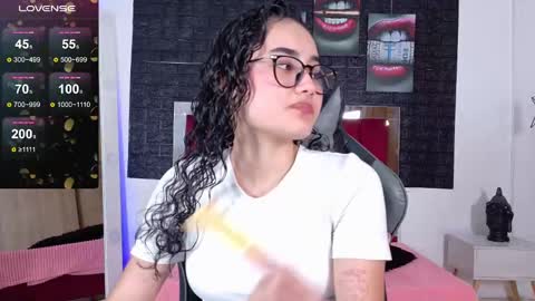 Snapshot of kathy_sc chatting on November 1, 2025, 6:43 pm Kate 3 - INSTAGRAM Kathy sc94 online show from November 1, 2025, 6:43 pm