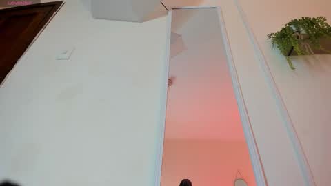 Snapshot of katia_gh chatting on November 6, 2025, 11:22 am Katia online show from November 6, 2025, 11:22 am