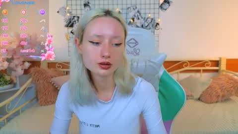 Katia  online show from March 27, 2026, 6:52 am