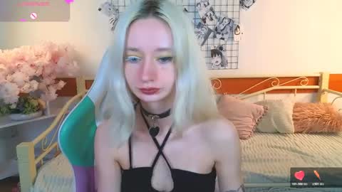 Katia  online show from April 16, 2026, 5:30 am