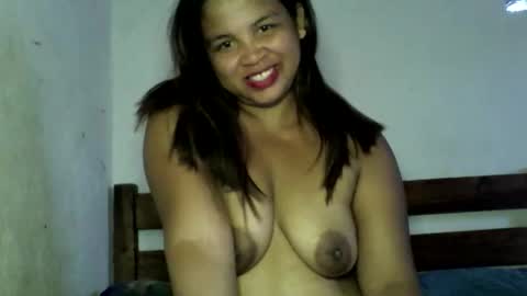 katibeauty00 online show from March 17, 2026, 7:33 am