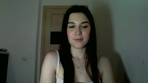 Snapshot of katie_foxi chatting on May 22, 2026, 6:13 pm katie_foxi online show from May 22, 2026, 6:13 pm