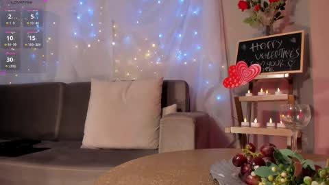 Snapshot of katiestonne chatting on February 15, 2025, 8:22 am Kate Stonne online show from February 15, 2025, 8:22 am