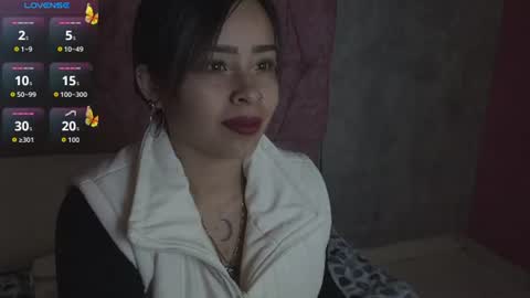 Snapshot of katiie_m chatting on July 9, 2026, 8:40 am Katie online show from July 9, 2026, 8:40 am