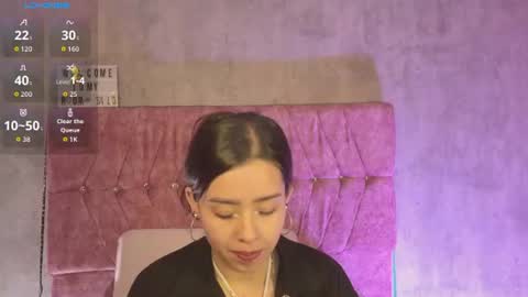 Snapshot of katiie_m chatting on July 15, 2026, 8:08 am Katie online show from July 15, 2026, 8:08 am