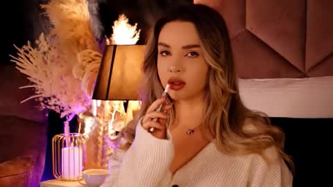 Snapshot of katjolie chatting on October 5, 2025, 7:23 pm KatJolie online show from October 5, 2025, 7:23 pm