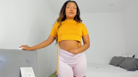 Snapshot of katnees_correa chatting on December 21, 2024, 10:39 am Follow me on instagram and twitter as correaktnees online show from December 21, 2024, 10:39 am