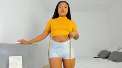 Snapshot of katnees_correa chatting on February 1, 2025, 6:54 am Follow me on instagram and twitter as correaktnees online show from February 1, 2025, 6:54 am