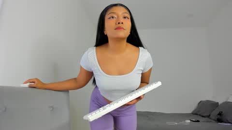 Snapshot of katnees_correa chatting on February 13, 2025, 7:45 am Follow me on instagram and twitter as correaktnees online show from February 13, 2025, 7:45 am