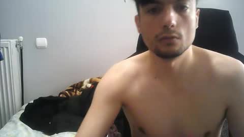 EMO online show from April 13, 2026, 8:42 am