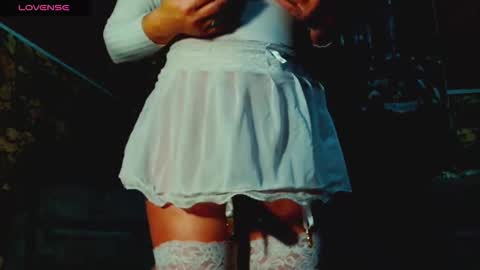 KatrineDenev online show from December 18, 2025, 10:49 pm