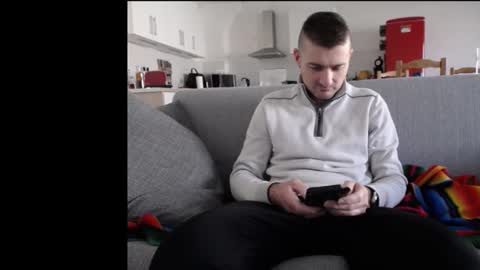 Snapshot of katsufr chatting on February 4, 2025, 10:54 am demyx online show from February 4, 2025, 10:54 am