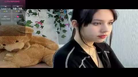 Snapshot of kattarrine_xo chatting on March 10, 2025, 3:34 am Kate online show from March 10, 2025, 3:34 am