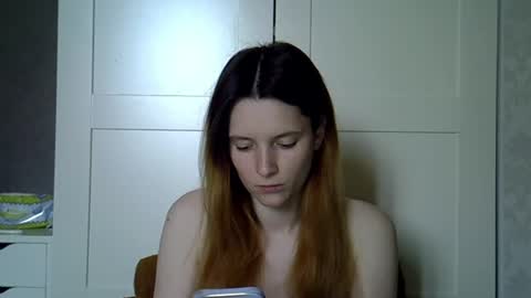 Snapshot of katte_light chatting on June 19, 2026, 4:17 am katte light online show from June 19, 2026, 4:17 am