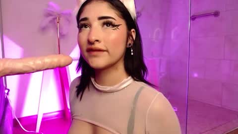 Snapshot of kattengel chatting on September 24, 2025, 12:52 pm katt online show from September 24, 2025, 12:52 pm