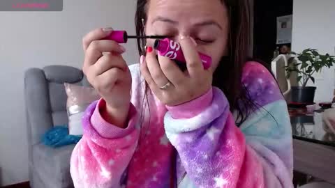 kattie online show from November 19, 2025, 12:27 pm