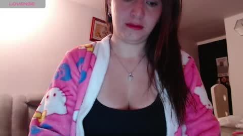 Snapshot of kattie_love chatting on April 24, 2026, 9:56 am kattie online show from April 24, 2026, 9:56 am