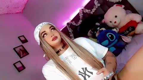 Snapshot of kattie_sweet_ chatting on October 9, 2025, 5:05 am kattie_sweet_ online show from October 9, 2025, 5:05 am