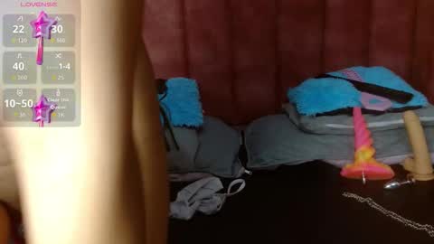 Snapshot of katty_berry_ chatting on October 1, 2025, 2:01 pm Arianna online show from October 1, 2025, 2:01 pm