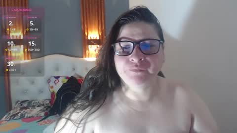 Snapshot of katty_findom_ chatting on February 4, 2026, 9:15 am katty online show from February 4, 2026, 9:15 am