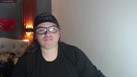 Snapshot of katty_findom_ chatting on February 20, 2026, 12:16 pm katty online show from February 20, 2026, 12:16 pm