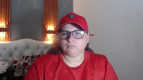 Snapshot of katty_findom_ chatting on March 17, 2026, 9:45 am katty online show from March 17, 2026, 9:45 am