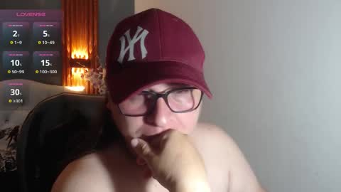 Snapshot of katty_findom_ chatting on March 20, 2026, 9:47 am katty online show from March 20, 2026, 9:47 am