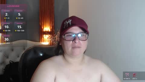 Snapshot of katty_findom_ chatting on March 21, 2026, 9:14 am katty online show from March 21, 2026, 9:14 am