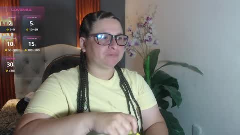 Snapshot of katty_findom_ chatting on April 8, 2026, 12:38 pm katty online show from April 8, 2026, 12:38 pm