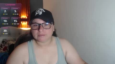 Snapshot of katty_findom_ chatting on April 15, 2026, 12:12 pm katty online show from April 15, 2026, 12:12 pm