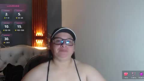 Snapshot of katty_findom_ chatting on April 16, 2026, 1:01 pm katty online show from April 16, 2026, 1:01 pm