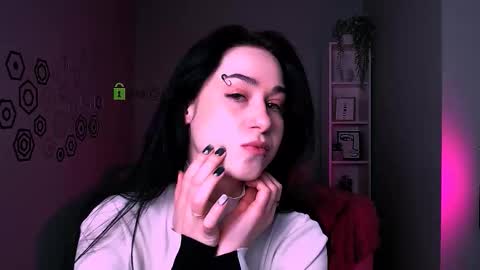 Snapshot of katty_nuar chatting on December 20, 2025, 10:22 am Katty online show from December 20, 2025, 10:22 am