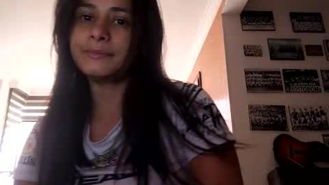 Snapshot of katty_rain1 chatting on October 29, 2025, 8:32 pm katherin online show from October 29, 2025, 8:32 pm