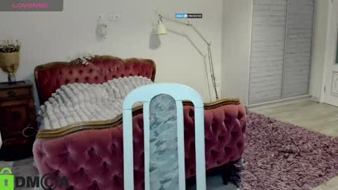 kattybellyr online show from April 15, 2026, 5:42 pm