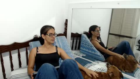 Snapshot of kattydirty144 chatting on December 13, 2024, 9:09 pm angel online show from December 13, 2024, 9:09 pm