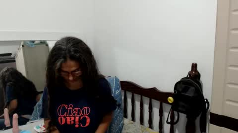 Snapshot of kattydirty144 chatting on February 14, 2025, 9:10 pm angel online show from February 14, 2025, 9:10 pm