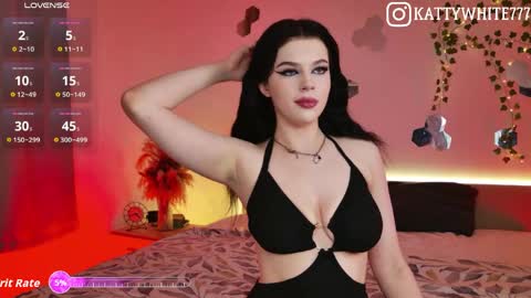 Snapshot of kattywhite777 chatting on May 17, 2026, 1:03 am vacation until November 3 online show from May 17, 2026, 1:03 am