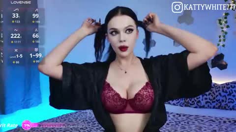 Snapshot of kattywhite777 chatting on June 3, 2026, 1:52 am vacation until November 3 online show from June 3, 2026, 1:52 am