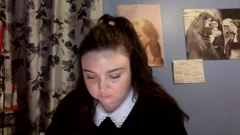 kattyx0x online show from June 3, 2026, 6:46 pm