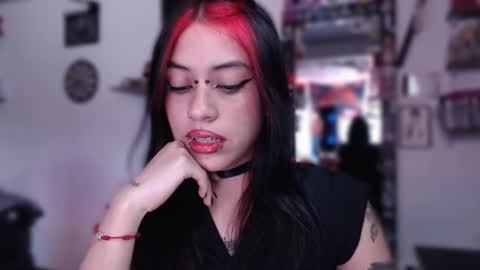 Snapshot of kattze chatting on January 11, 2025, 9:15 pm online show from January 11, 2025, 9:15 pm