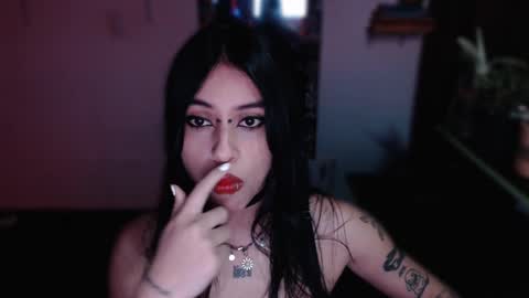 Snapshot of kattze chatting on February 22, 2025, 12:49 am online show from February 22, 2025, 12:49 am