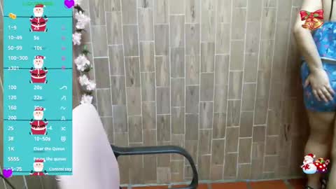 Snapshot of katy2425 chatting on December 19, 2024, 10:45 am Katy online show from December 19, 2024, 10:45 am