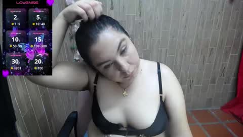 Snapshot of katy2425 chatting on March 7, 2025, 9:59 pm Katy online show from March 7, 2025, 9:59 pm