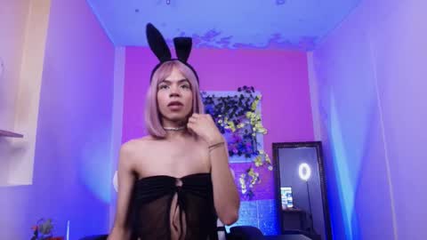 Katy online show from October 9, 2025, 3:04 am