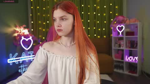 Snapshot of katy_ethereal chatting on October 12, 2025, 3:16 am Katy - online show from October 12, 2025, 3:16 am