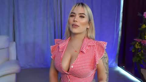 Snapshot of katyablonding chatting on March 5, 2025, 1:50 pm salo online show from March 5, 2025, 1:50 pm