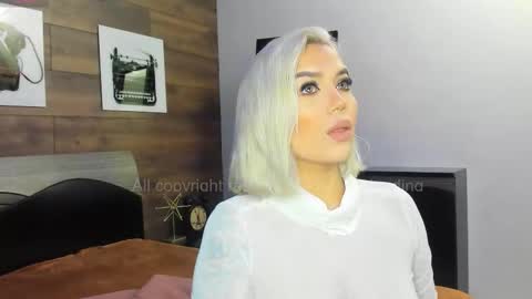 Snapshot of katyablonding chatting on November 5, 2025, 11:43 am salo online show from November 5, 2025, 11:43 am