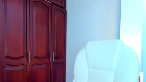 KATYAJHONSS online show from January 16, 2025, 9:19 pm