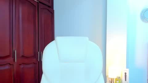 KATYAJHONSS online show from January 17, 2025, 3:34 am